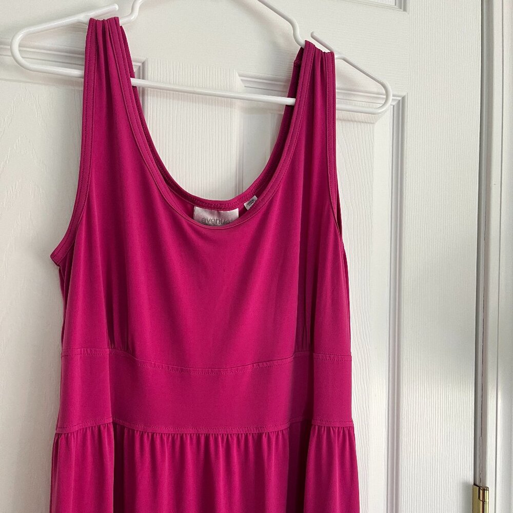ladies 14 16 Avenue fuscia sleeveless stretchy maxi dress
